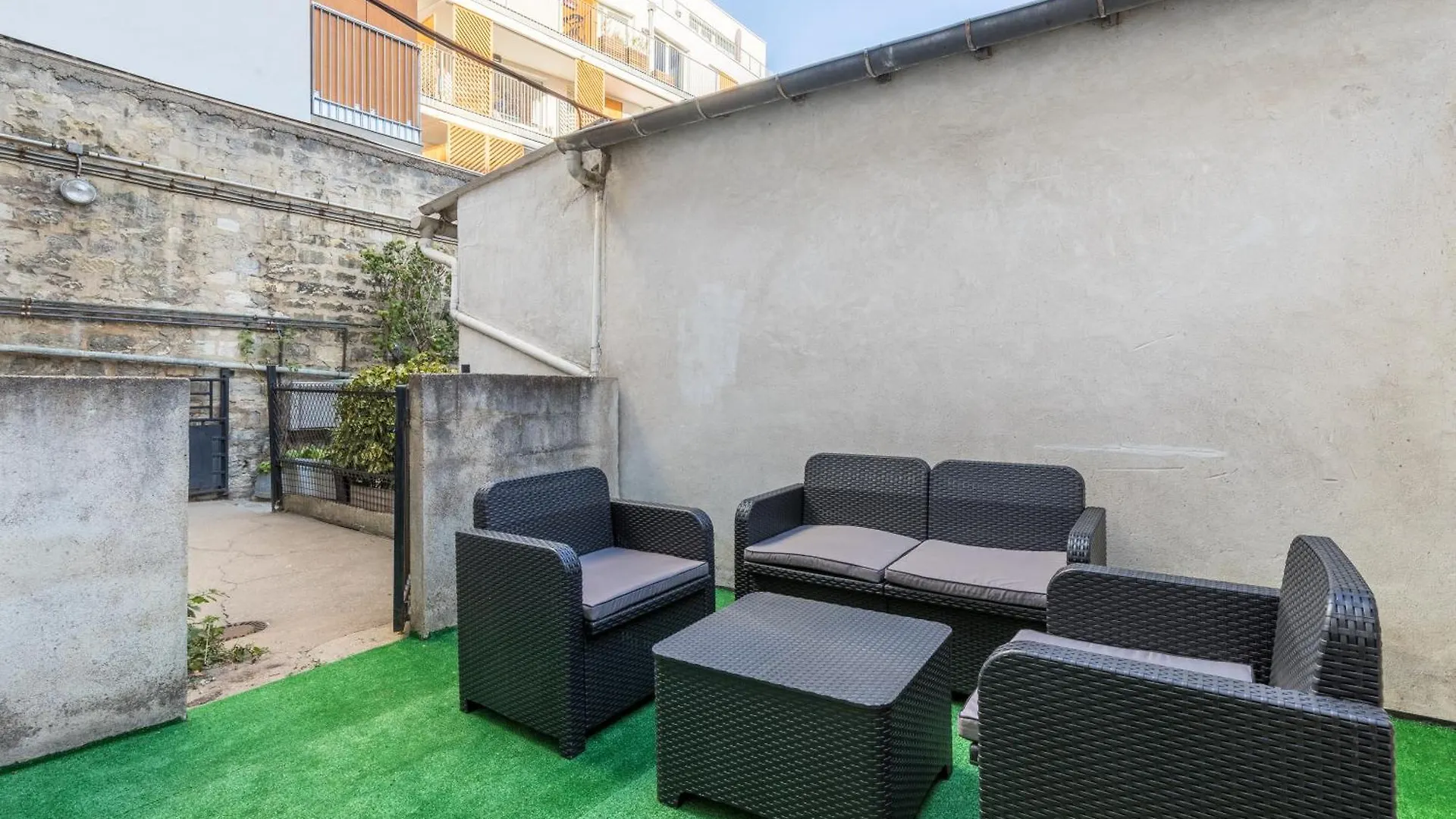 Orfila/gambetta: Magnifique 6p Apartment